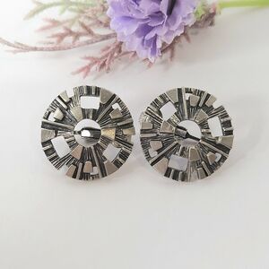 Vintage Sarah Coventry 'Spanish Moss' Pewter Clip-On Earrings Brutalist Style